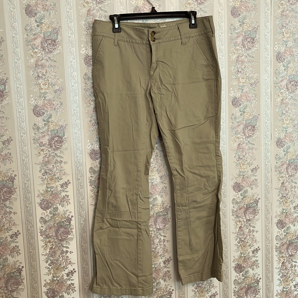 Arizona Khaki “School Uniform” Pants 11(Short) Gem